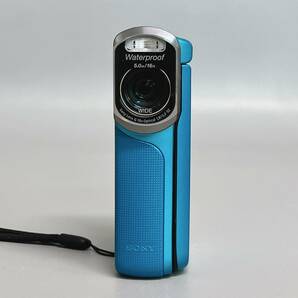 通電OK ソニー HDR-GW77 ハンディカム デジタルHDビデオカメラレコーダー ブルー バッテリー 充電器 純正ストラップ付きの画像2