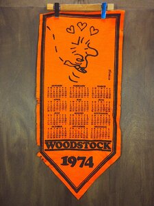 Art hand Auction ビンテージ70's●WOODSTOCKフェルトバナーカレンダー1974オレンジ●240326y3-sign雑貨1970sウッドストックインテリアピーナッツ, ハンドメイド作品, インテリア, 雑貨, パネル, タペストリー