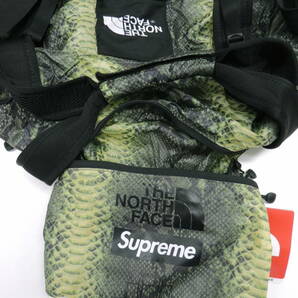 ★新品 国内正規 18SS シュプリーム Supreme The North Face Snakeskin Flyweight Duffle Bag ノースフェイス コラボ 2WAY ダッフル バッグの画像5