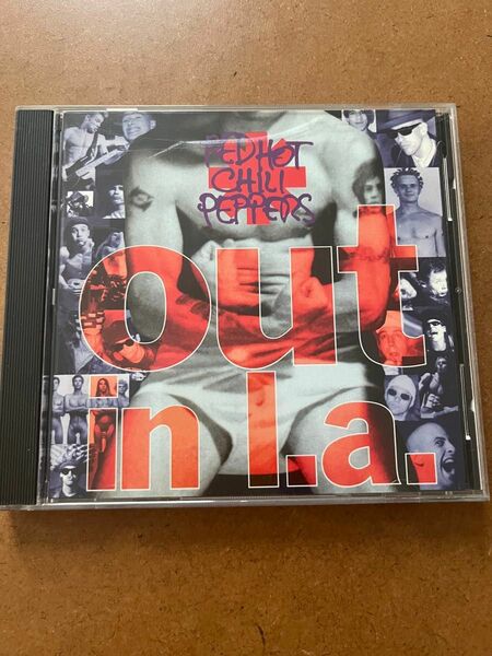 RED HOT CHILI PEPPERS/OUT IN L.A.