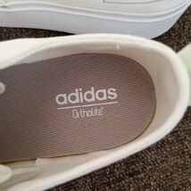 アディダス【24.5】未使用■白スニーカー　少々難あり　adidas_画像6