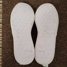 アディダス【24.5】未使用■白スニーカー　少々難あり　adidas_画像5