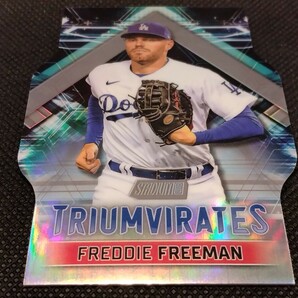 ベッツ フリーマン カーショウ 3枚セット 【2023 TOPPS STADIUM CLUB TRIUMVIRATES T-22 & T-23 & T-24】 ドジャース 三頭政治の画像7