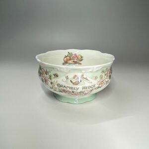 ROYAL DOULTON