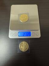  10万円金貨×2枚と一万円銀貨×2枚セット計4枚【天皇陛下御在位60年記念 金貨】ブリスターパック未開封　記念硬貨 _画像6