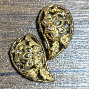 [TASAKI]tasaki Tasaki Shinju K18 diamond earrings Vintage flower Gold 