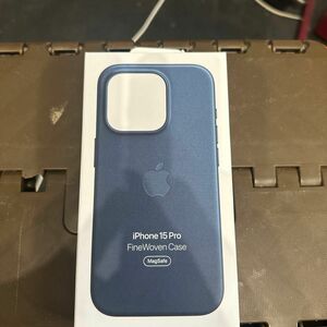新品未使用品　開封済み　iPhone15pro ファインウーブンケース　 Apple アップル　パシフィックブルー