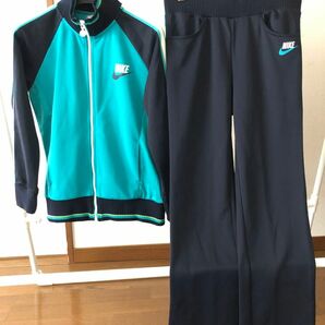 NIKE 上下セット