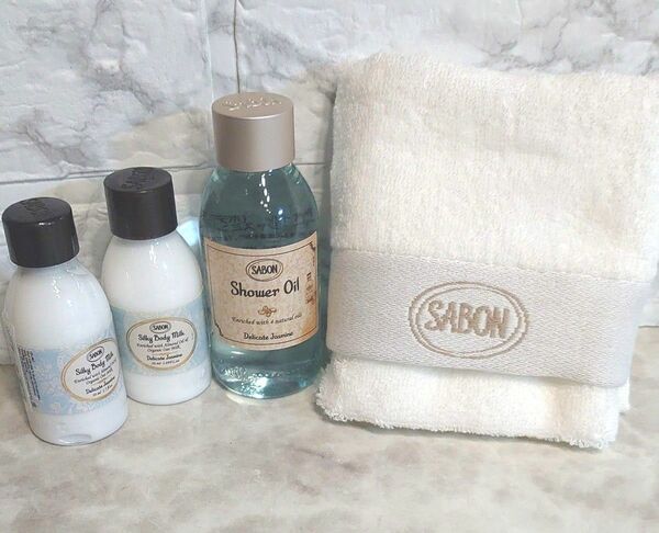 SABON サボン デリケートジャスミン　シャワーオイル100ml シルキーボディミルク50ml×2 フェイスタオル　