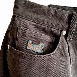 HUF ハフ デニム 32 ブラック 新品未使用 スケーターパンツ ルーズ ワイド ジーンズ タグ付き ストリート 黒