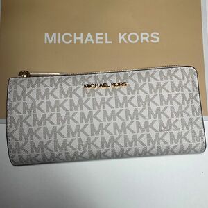 MICHAEL KORS マイケルコース　長財布　Cream