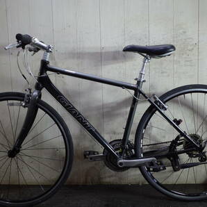 人気良品！GIANT ESCAPE R3 700C アルミ 24速 465mm GREY クロスバイクの画像2