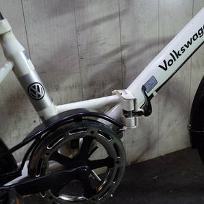 人気良品！volkswagenフォルクスワーゲン 20インチ シマノ6速 折り畳み自転車 BAA WHITEの画像7