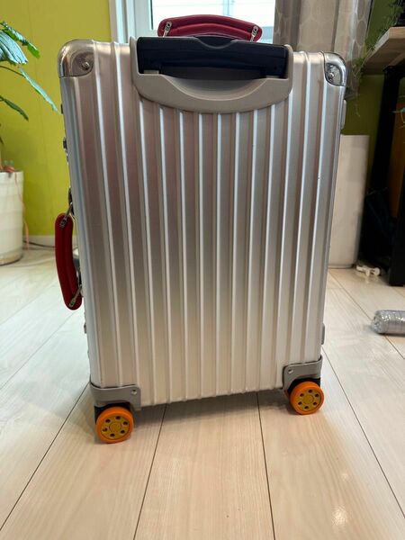 リモワ　RIMOWA クラシック　Check-In ホイール カバー　オレンジ