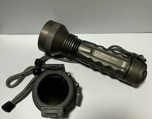 SUREFIRE シュアファイア M6 懐中電灯 ランヤード、IRフィルター付き