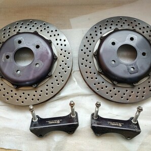 ＢＮＲ３２ ブレンボキャリパー Ｚ３２ Ｓ１４ ＢＣＮＲ３３ ３３２φ ｂｒｅｍｂｏ ２ピースローター Ｆ５０ Ｆ４０ ブレンボキャリパーの画像1