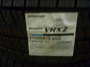 【送料無料】冬タイヤ 2023年製 BRIDESTONE VRX2 215/60R16 4本セット税込￥77,800-