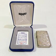 【希少 ほぼ未使用】 ZIPPO ジッポー ライター STERLING スターリング シルバー 2003年製 手彫り純銀 喫煙具 ケース付き 60サイズ（236）_画像4