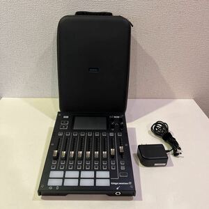 【美品 使用数回】 BOSS ボス Gigcaster 8 GCS-8 配信用オーディオミキサー ケース付き 80サイズ（310）