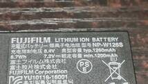 【動作品♪】FUJIFILM 富士フィルム 純正 NP-W126S 充電式 バッテリー_画像2