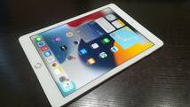 【動作品♪】au iPad Air 2 Wi-Fi＋Cellular 32GB A1567(MNVR2J/A)判定〇/ゴールド_画像1