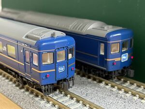 KATO 10-831/10-832 24系寝台特急「北斗星」〈デラックス編成〉フル編成（2015年ロット）