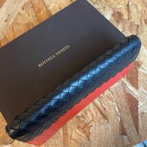 1円~美品 ボッテガヴェネタ イントレチャート ラウンドファスナー BOTTEGA VENETA 長財布 男女 小銭入れ 新型 ■二つ折り バイカラー_画像3