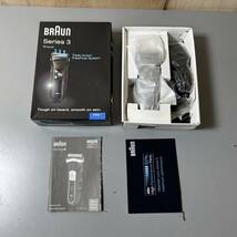 ☆未使用品 BRAUN ブラウン シェーバー 電気シェーバー ひげそり 髭剃り 330S-4 Series3 シリーズ3 ③(中古品/現状品/保管品)☆_画像1