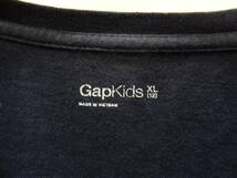 全国送料無料 ギャップ キッズ GAP KIDS 子供服キッズ男の子 ビンテージ風プリント レイヤード重ね着風 長袖 Tシャツ 150(12)_画像2