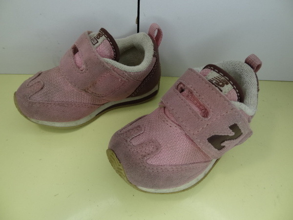 全国送料無料 ニューバランス New Balance 320 子供靴 キッズ ベビー女の子ピンク色 スニーカー シューズ 12.5cm