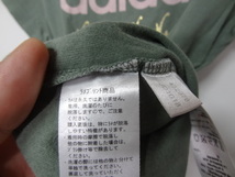 全国送料無料 アディダス adidas 子供服キッズ女の子 ラメ入りプリント半袖 カーキー色Tシャツ 140_画像5