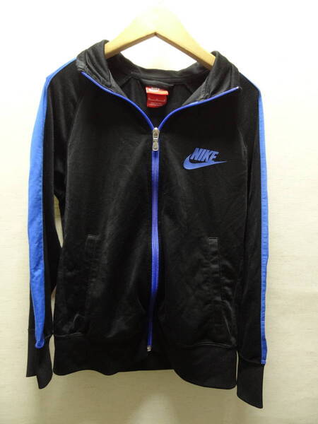 全国送料無料 ナイキ NIKE 子供服キッズ男&女の子 ポリ100%素材 サッカー等スポーツ ジャージ トップス 145(140-150/M)
