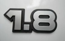 エンブレム 書き GM Chevrolet シボレー 1.8 1800 cc ビンテージ リア フード シルバー クラシック カー ピックアップ トラック 同梱送料_画像2