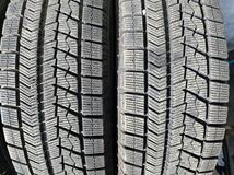 M4331　送料無料☆深溝スタッドレス　BRIDGESTONE ブリヂストン BLIZZAK VRX　185/65R15 88Q　4本価格　2018年製_画像3