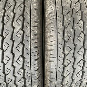 モ4581 送料無料☆深溝夏タイヤ BRIDGESTONE ブリヂストン V600 195/80R15 107/105L LT 4本価格 1本2020年製/3本2019年製の画像2