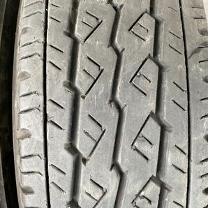 モ4581 送料無料☆深溝夏タイヤ BRIDGESTONE ブリヂストン V600 195/80R15 107/105L LT 4本価格 1本2020年製/3本2019年製の画像7