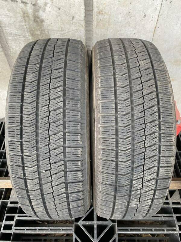 ミ4255　送料無料☆深溝スタッドレス　BRIDGESTONE ブリヂストン BLIZZAK VRX2　205/60R16 92Q　2本価格　2018年製