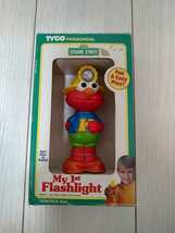 レア TYCO セサミストリート エルモ My 1st Flashlight 懐中電灯 ライト ビンテージ フィギュア_画像1