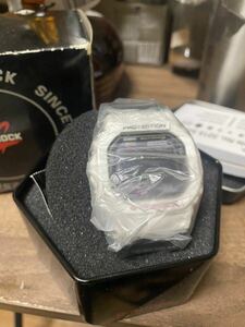 未使用箱説タグ付G-SHOCK GWX-5600B-7 G-LIDE Gライド タフソーラー電波受信 電波ソーラー マルチバンド6 ブラック ホワイト 反転液晶