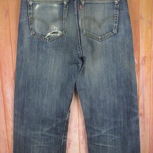 YP18447 Levi's リーバイス 702-XX ジーンズ デニムパンツ 98年製 日本製 W32の画像2