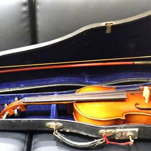 【#10951】 鈴木 バイオリン No.17 1963年製 弓 ハードケース付 スズキ 弦楽器 動作未確認 レトロ 楽器の画像3