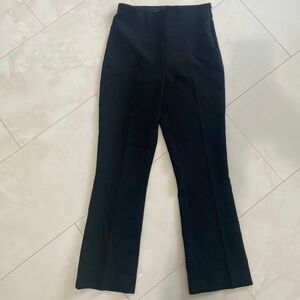 美品　ZARA ザラ　黒　ブラック　パンツ　 スラックス ストレッチ　XS