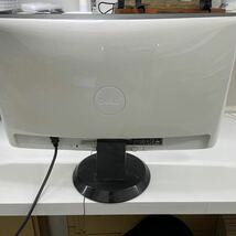 A3169【中古品】/DELL 液晶モニター モニター DELL ディスプレイ 画面キズ ゲーム　ホワイト　ST2410_画像2