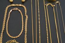 C59 豪華 海外製含む ゴールドカラー ネックレス ブレスレット 15点セット ヴィンテージ アクセサリー 大量 まとめて おまとめ ペンダント_画像5