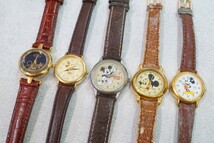 F363 Disney/ディズニー MICKEY MOUSE/ミッキーマウス 腕時計 5点セット アクセサリー 大量 まとめて おまとめ まとめ売り 不動品_画像1