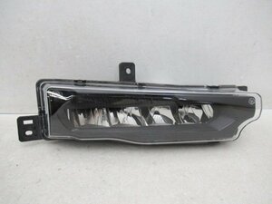 【即決有】 BMW X3 G01 純正 右 フォグ LED 63.17-9492772-01 (n092957)