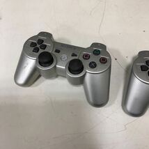 【中古品】3-52 SONY ソニー PS3 本体 コントローラー2個 カセット2本セット プレイステーション ゲーム機 ブラック プレステ _画像4