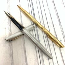 s001 A3.1 保管品 WATERMAN ウォーターマン 万年筆 ペン先 18K 750 WATERMAN C/F シルバーカラー＆ボールペン ゴールドカラー 2本で_画像1