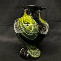 m001 H(100) カメイガラス フラワーベース KAMEI GLASS OSAKA 花瓶 つぼ マーブル柄 ブラック グリーン イエロー 金_画像2