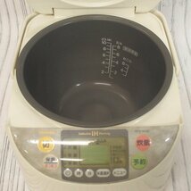 f002 KAI TOSHIBA 東芝 炊飯器 RCK-M18C ホワイトベージュ IH鍛造厚釜 1升炊き 2000年製 キッチン家電 動作未確認_画像2